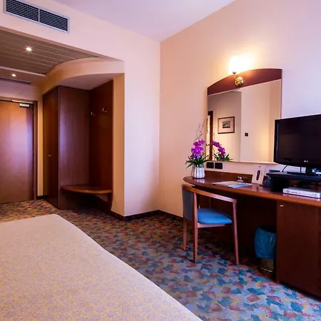 호텔 Persico's 산 조반니 인페르시체토