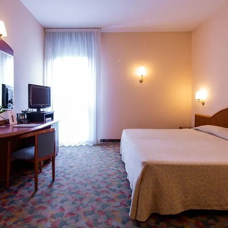 Persico's 4*