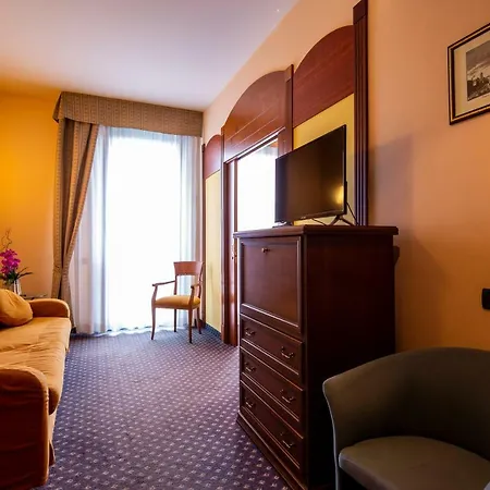 Persico's 4* San Giovanni in Persiceto