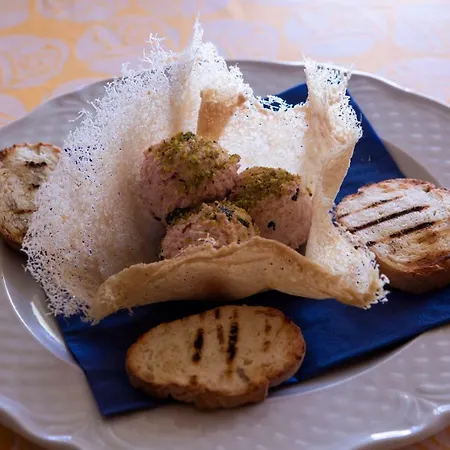 Persico's Szálloda